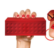 Jawbones Jambox gibt es neben Rot auch in Blau, Schwarz und Grau