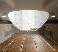 Zu schade zum Beladen: Der Kirschholz-Ladeboden des CLS Shooting Brake