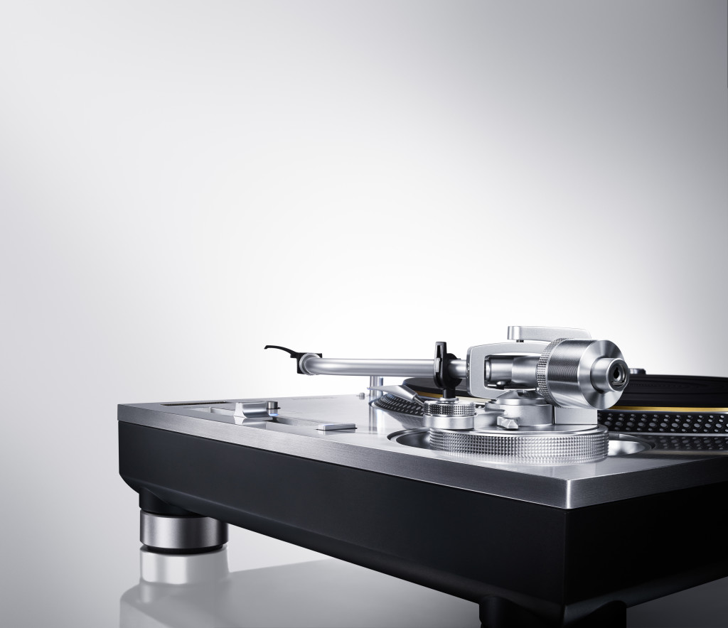 Zunächst kommt eine limitierte Auflage des Technics SL 1200 auf den Markt