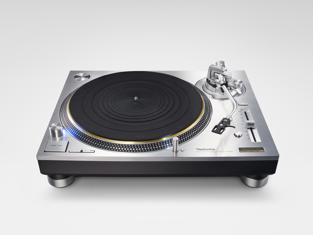 Technics schenkt dem Kult-Plattenspieler SL 1200 ein neues Leben